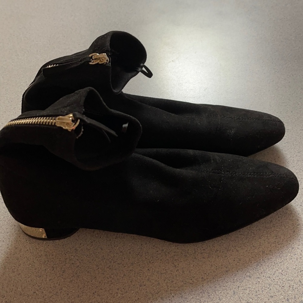 ZARA booties 10.5